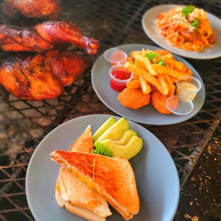Wingz WINGZ and TINGZ MoBay: Full menu, fabulous view • Let's Travel Caribbean