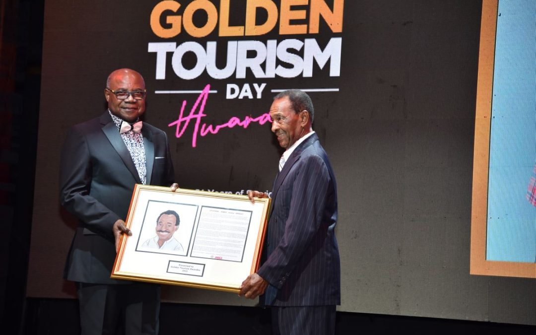 JTB honours ‘golden’ employees